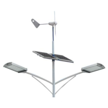 Farola solar complementaria eólica-solar